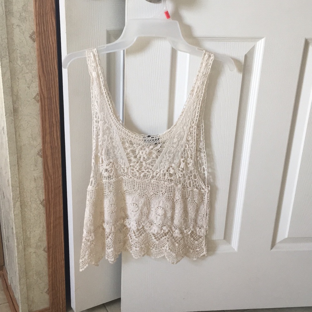 Off white Lace crocket